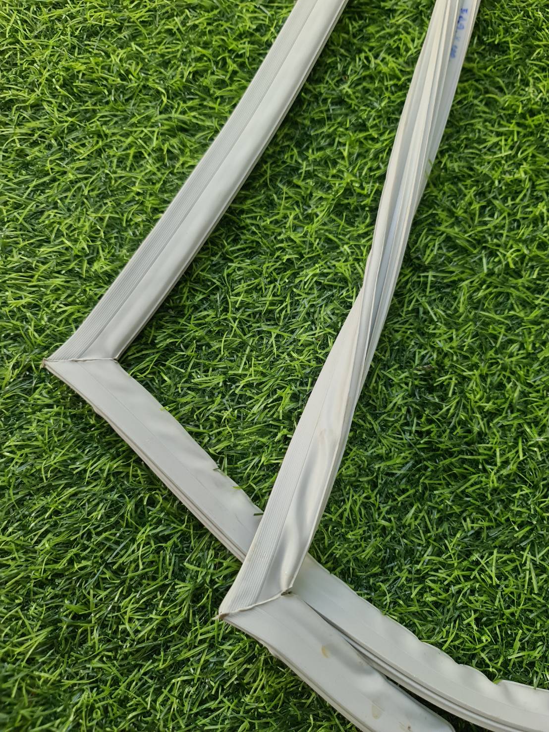 0000871 ขอบยาง ประตู ตู้เย็น Sharp ชาร์ป รุ่น SJ-D43L-SLG ขอบยาง (ขอบบน) ยางขอบประตูตู้เย็นขอบยางประตู ตู้เย็น 2 ประตู