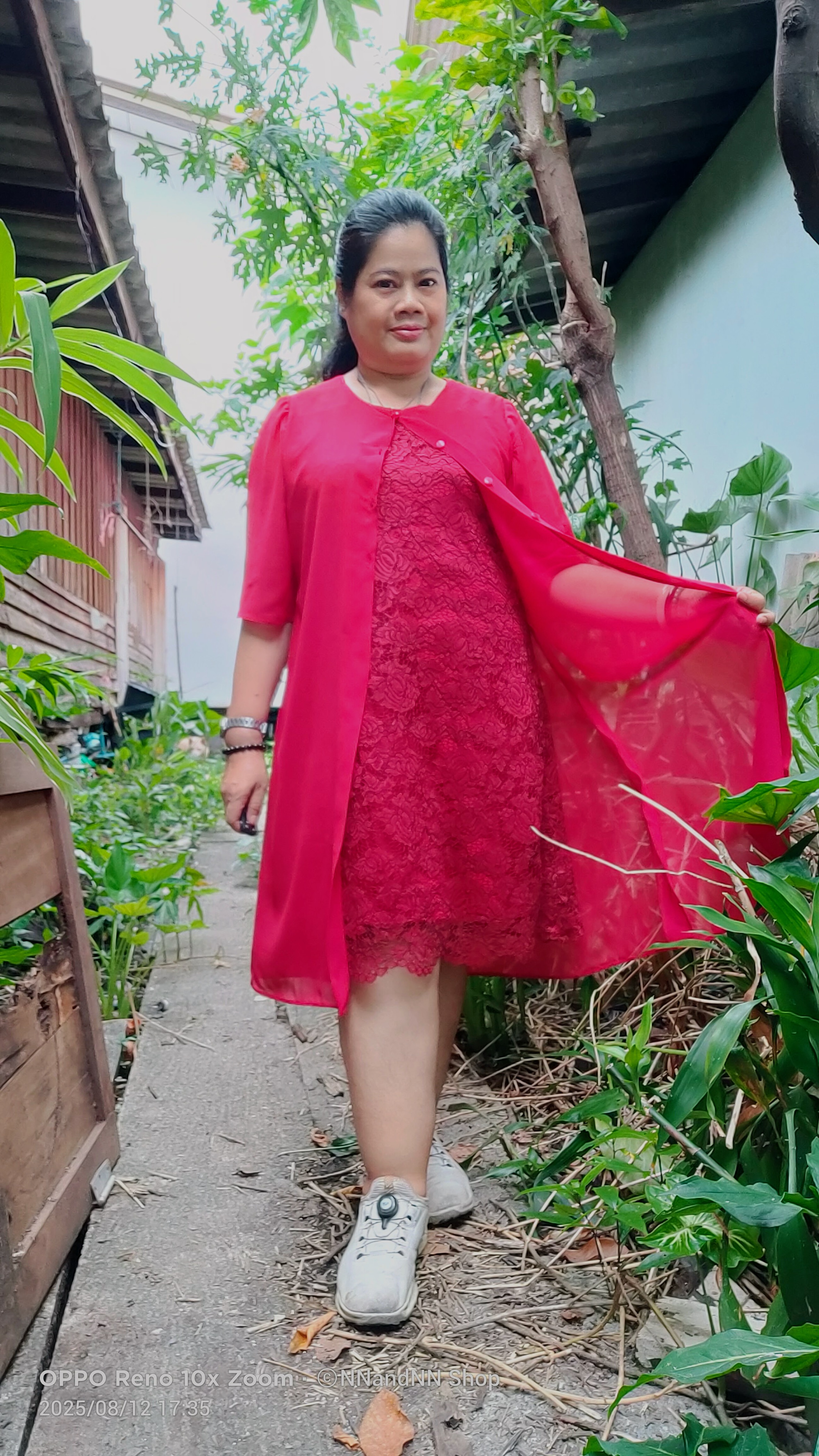 NNandNN Shop 2 0046 เดราลูกไม้ มีเสื้อคลุม