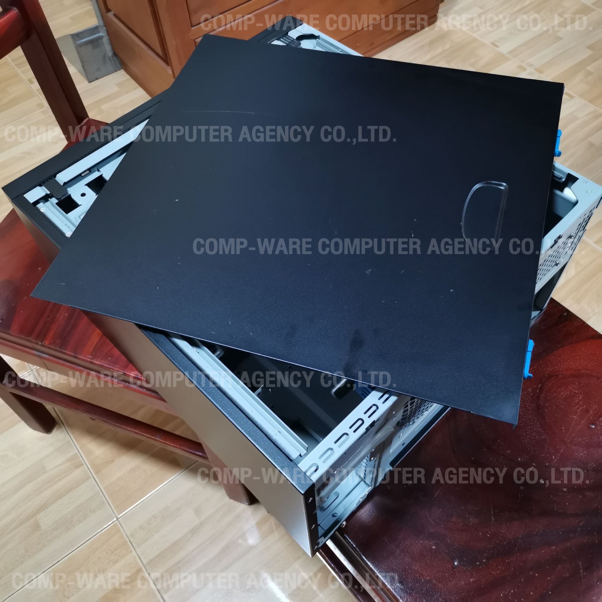 Intel Entry Server Chassis SC5275E Tower/Rack Case 6U (No PSU) ตัวโชว์ มีตำหนิ ไม่มีกล่อง ไม่รับประกัน