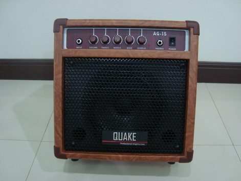 ตู้แอมป์กีต้า QUAKE รุ่น AG-15 อะคูสติก ของใหม่ เสียงดี ลายไม้ ตั้งเฉียงได้