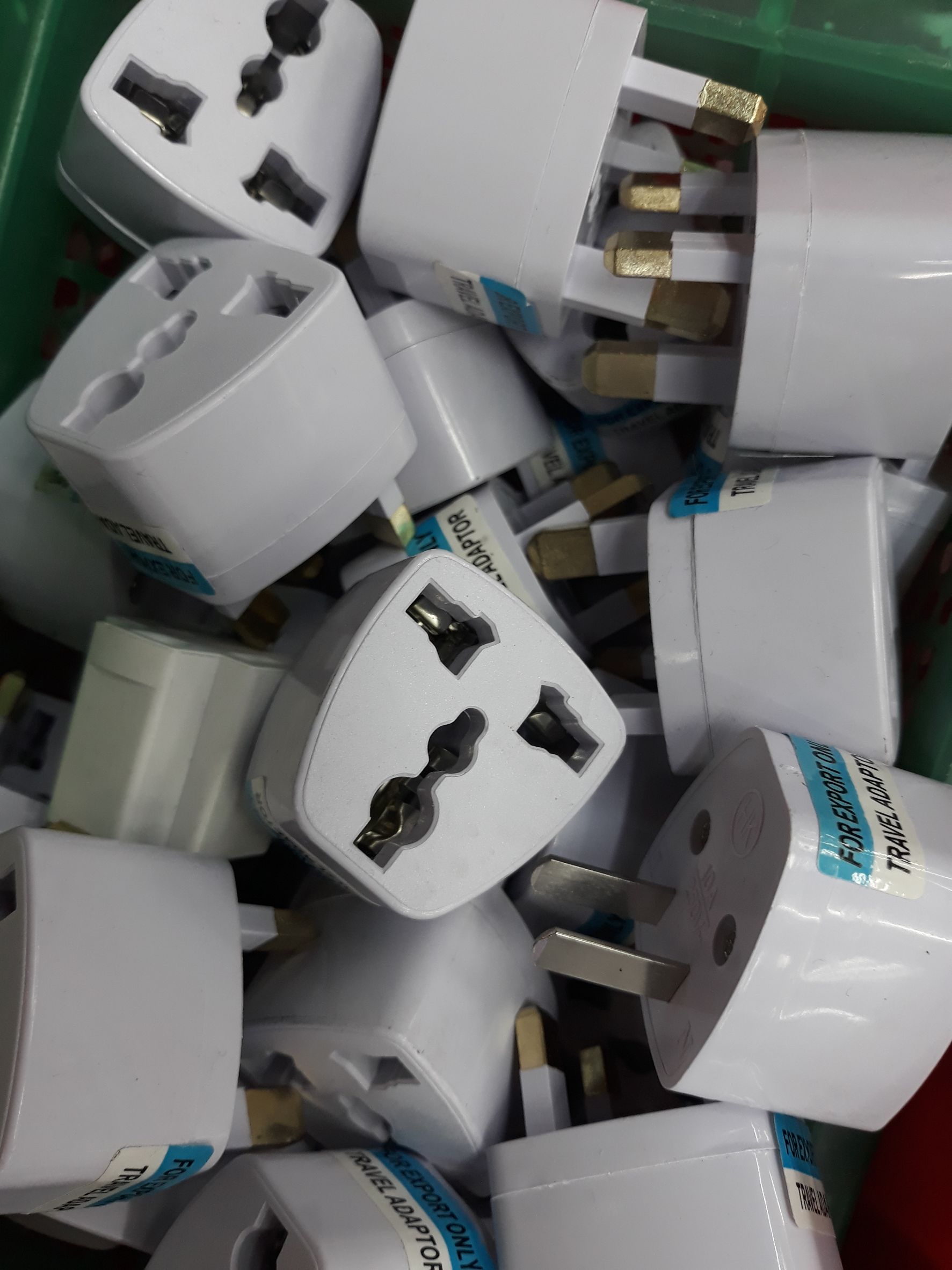 ขายส่งปลั๊ก 3 ตา 3 ขา adapter (เซียร์รังสิต)