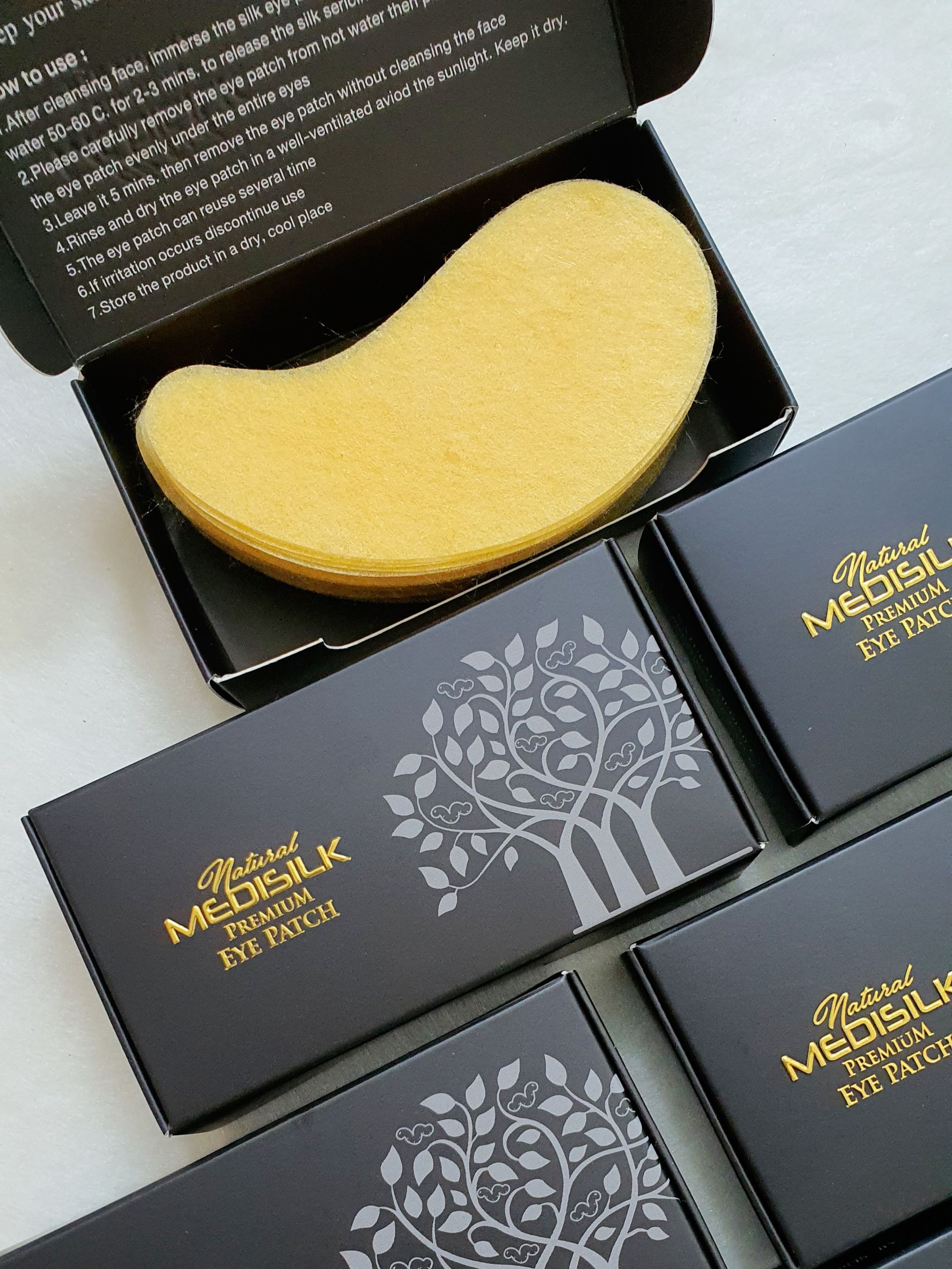 60 pcs.- 100% Reusable Natural Thai Golden Dry Silk Eye Patch - แผ่นมาส์กใต้ตาใยไหมทองคำ 60 ชิ้น
