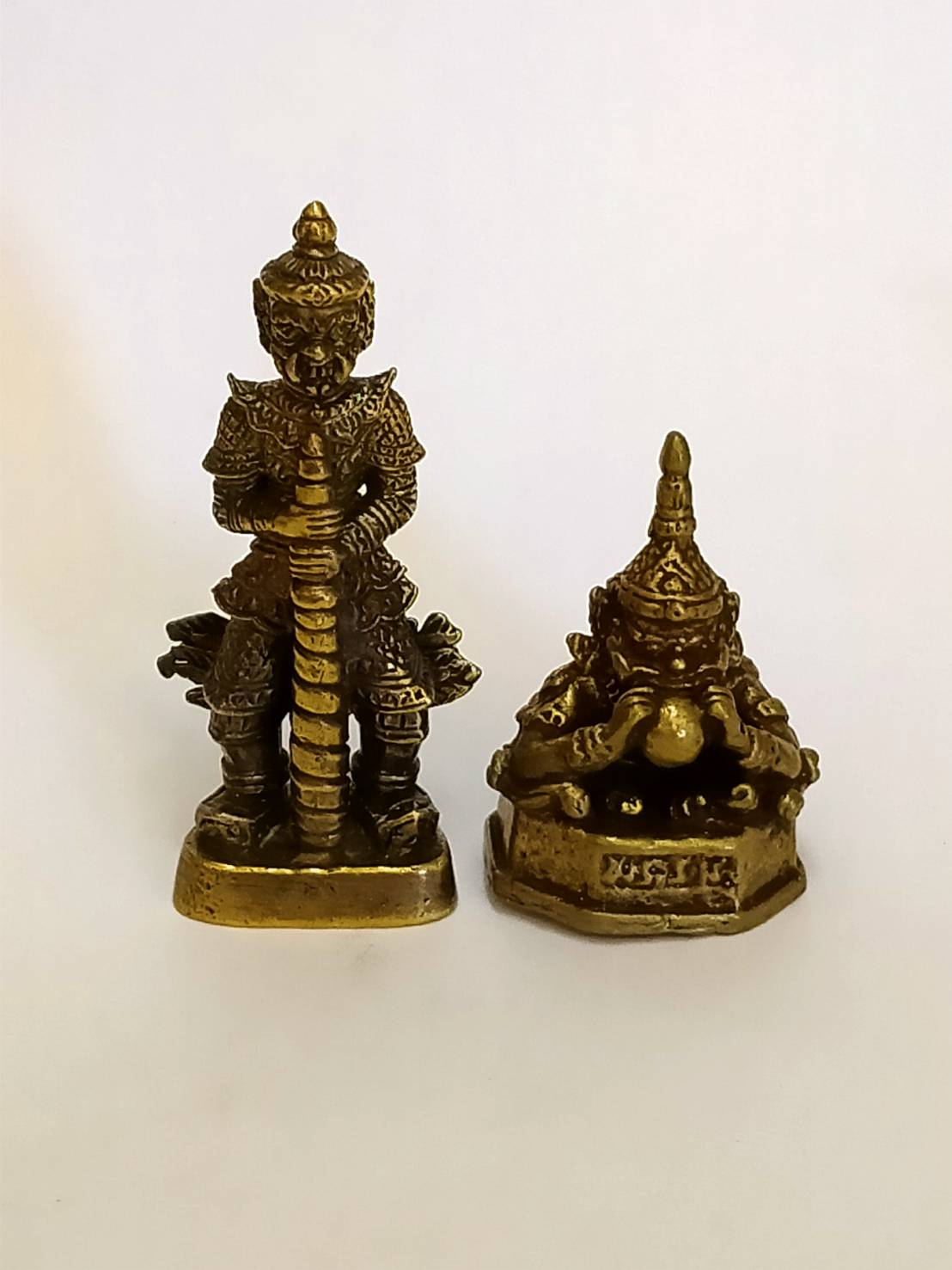 ท้าวเวสสุวรรณ พระราหู คู่ละ