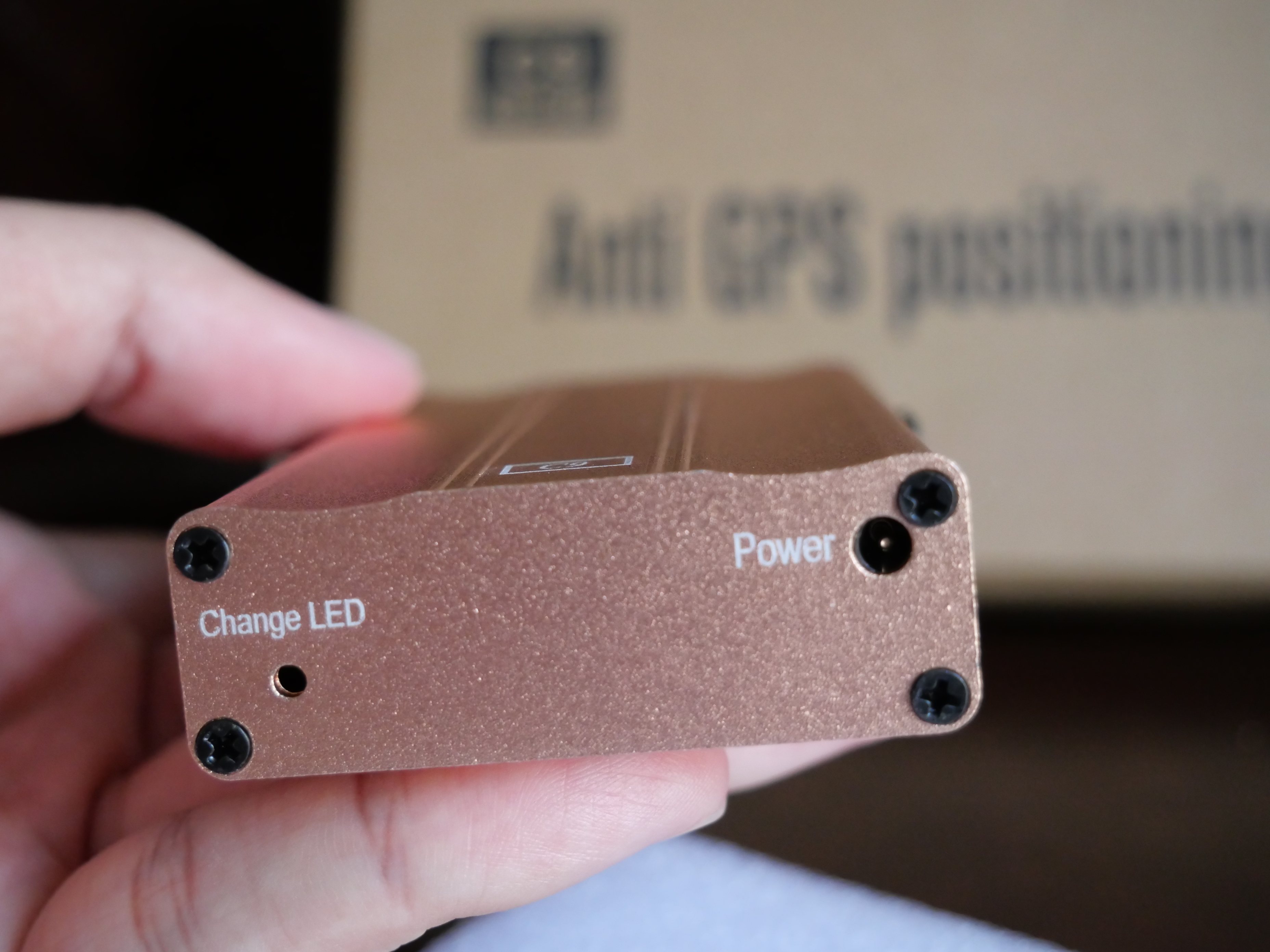 เครื่องตัดสัญญาณมือถือ GPS WIFI 2.4 Ghz 3G 4G jammer