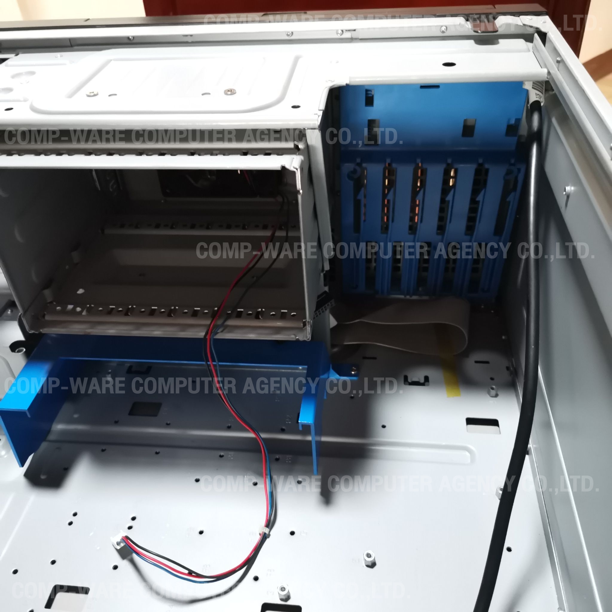 Intel Entry Server Chassis SC5275E Tower/Rack Case 6U (No PSU) ตัวโชว์ มีตำหนิ ไม่มีกล่อง ไม่รับประกัน