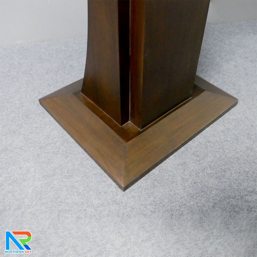 โพเดียมไม้ สีโอ๊ค ทรงโมเดิร์น TOPตรง ขนาด (W)55.5 x (L)42 cm. สูง 111 cm.