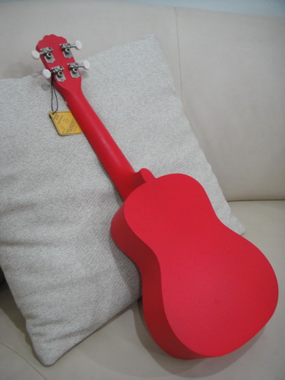 อคูเลเล่ UKULELE ยี่ห้อ Century ของใหม่ ขนาด Concert รุ่น S-243/RD สีแดง สวย เสียงดี ขายถูก