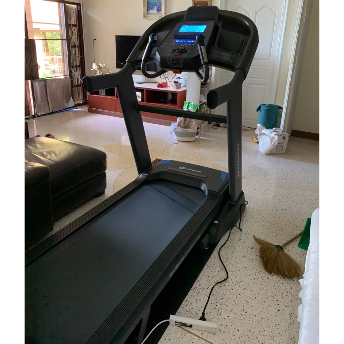 62,205 *ทักแชทผ่อน0%ค่าส่ง 0บ.(Global Version) Horizon ลู่วิ่งไฟฟ้า 7.4AT มอเตอร์3.5แรงม้า