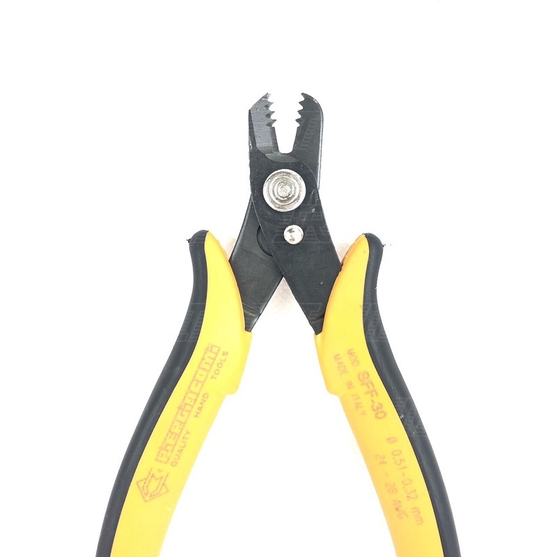 คีมปอกสาย WIRE STRIPPER | SFF 30 | PIERGIACOMI | TPSFF-30