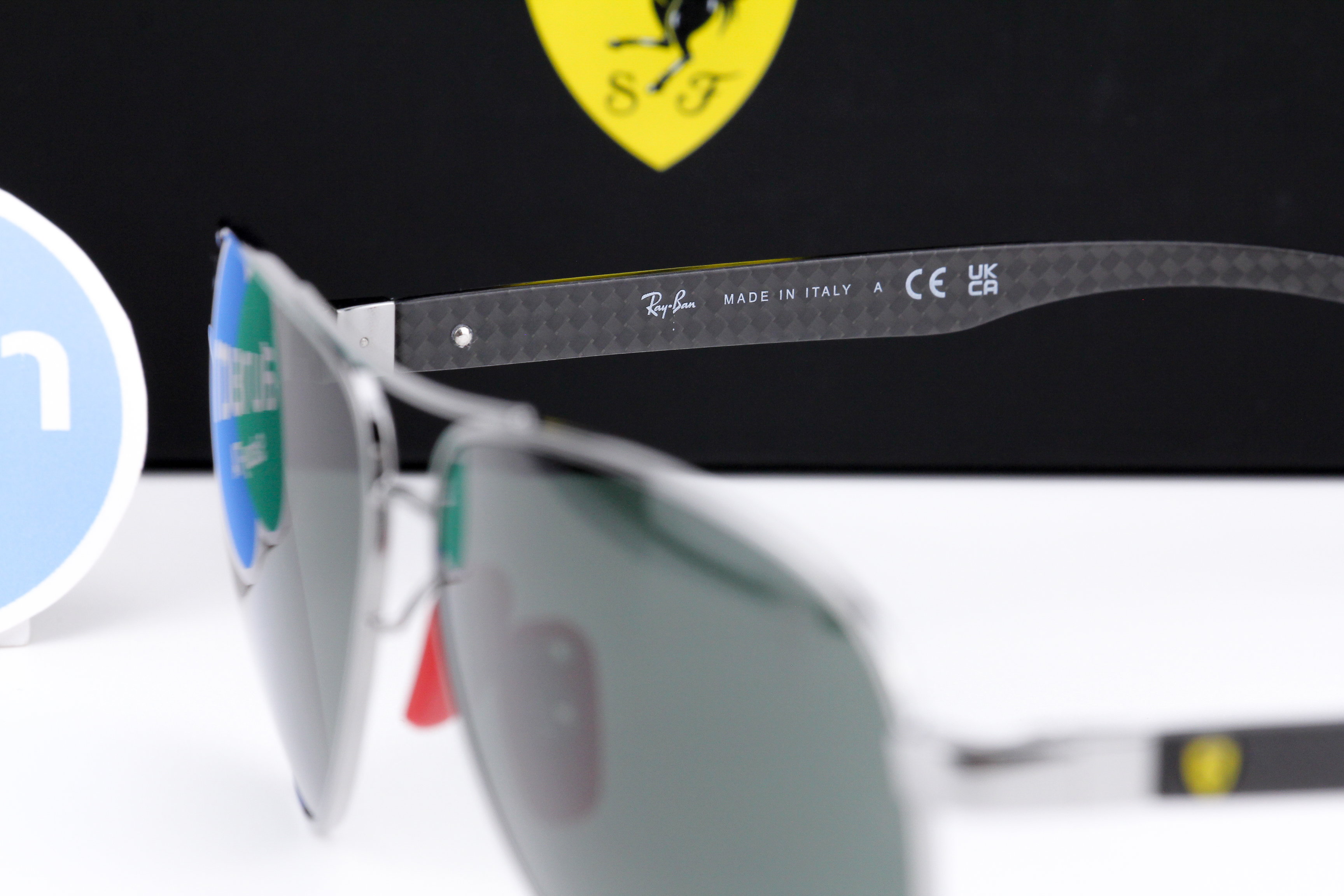 RayBan Ferrari Collection RB8331M F00171