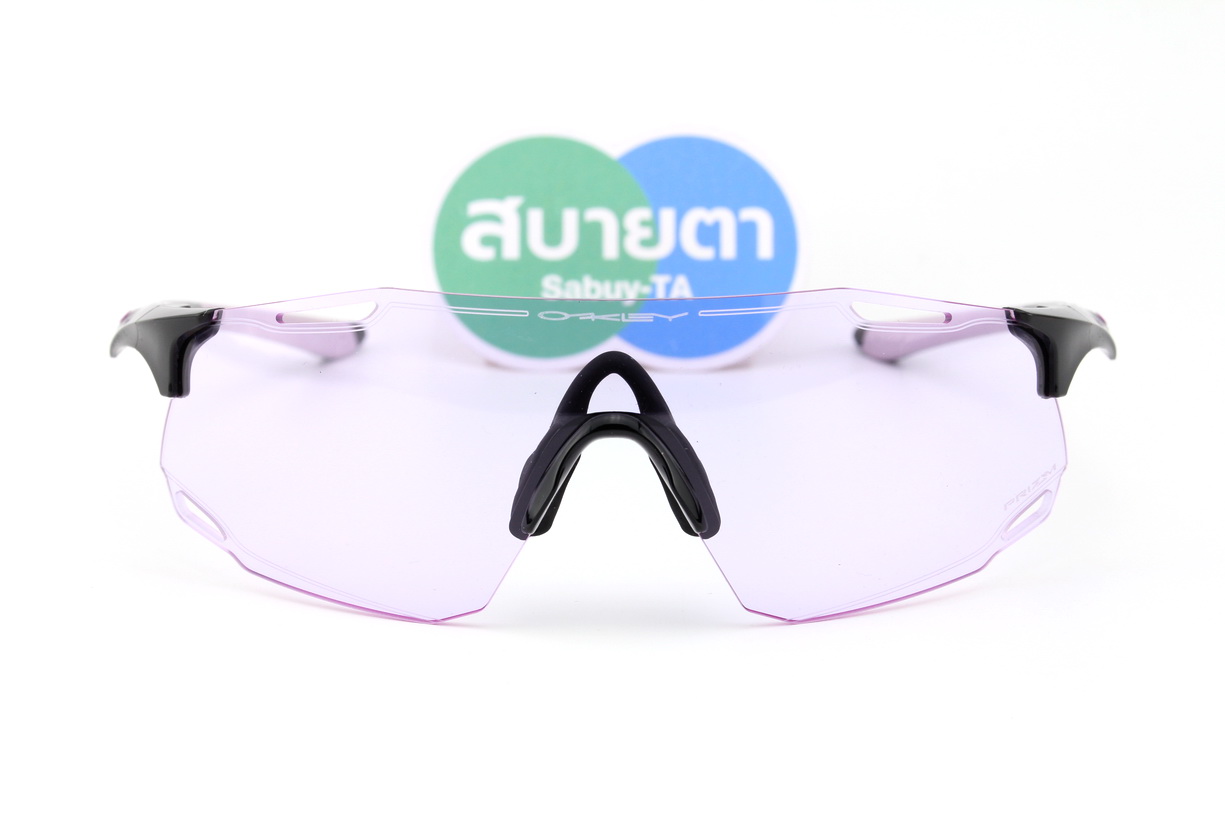 Oakley CYBR DYNO Polished Carbon / Prizm Low Light SKU#OO9513D-04