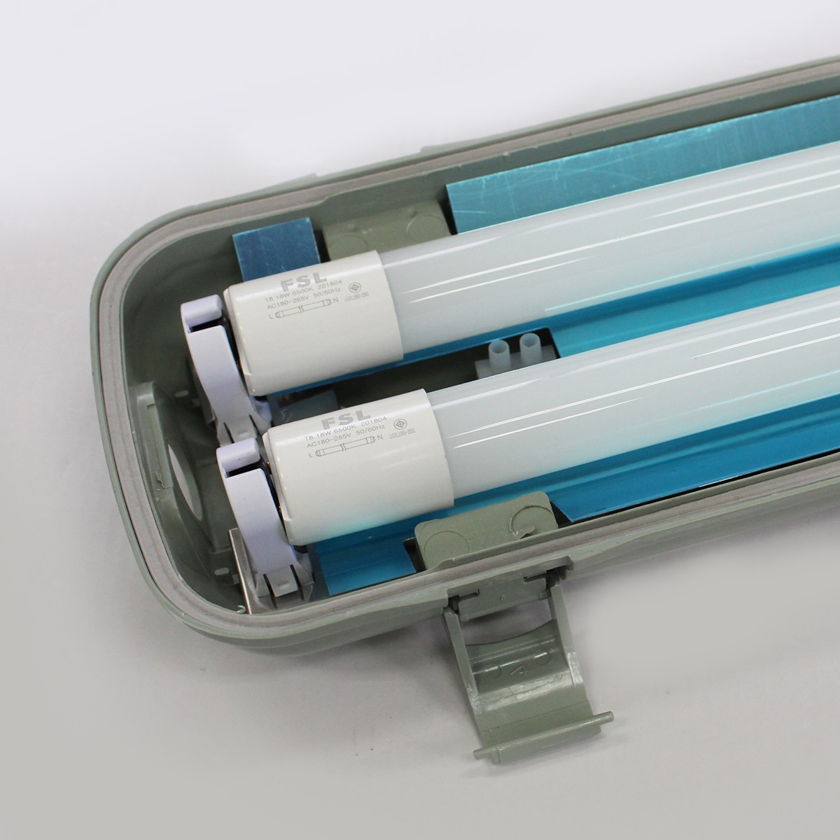 โคมไฟกันฝุ่น (รุ่นมีรีเฟ็กซ์) FSL-TRI-PROOF-2x18W