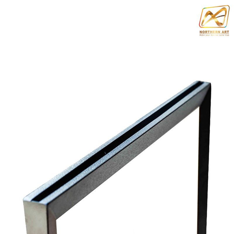 โปสเตอร์สแตนด์เหล็ก เสาเดี่ยว ขนาด (W)50 x (L)70 x (H)160 cm. ฐานกลม อะคริลิคใส 2 มม.2แผ่นประกบ โชว์ภาพ2ด้าน