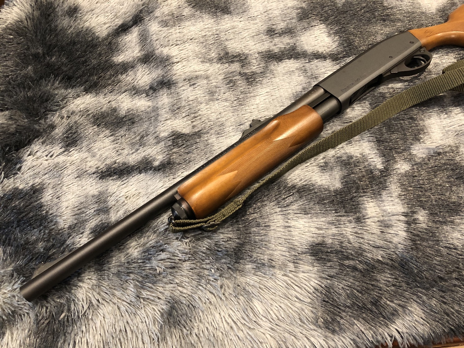 **ขายแล้ว** [ปืนฝากขายมือสอง] Remington 870 12(5) นัด ปั้มแอคชั่น โคตรเท่ห์ โครตสุด แค่เสียงปั้มก็สะใจแล้ว เหล็กล้วน สภาพดี ใช้งานเยียม !!!!