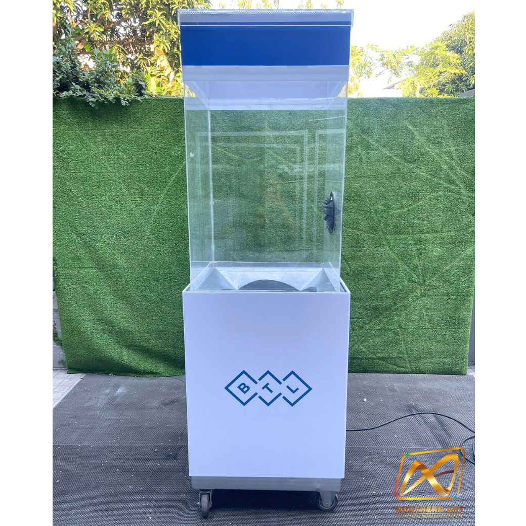 เกมส์ตู้ลม ตู้ลมจับรางวัล (W)70 x (L)70 X (H)185 cm. พร้อมงานพิมพ์ ไม่รวมลุกบอลโฟม