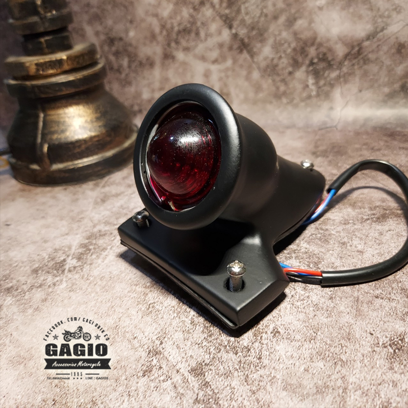ไฟท้าย LED ฐานสามเหลี่ยม วินเทจ