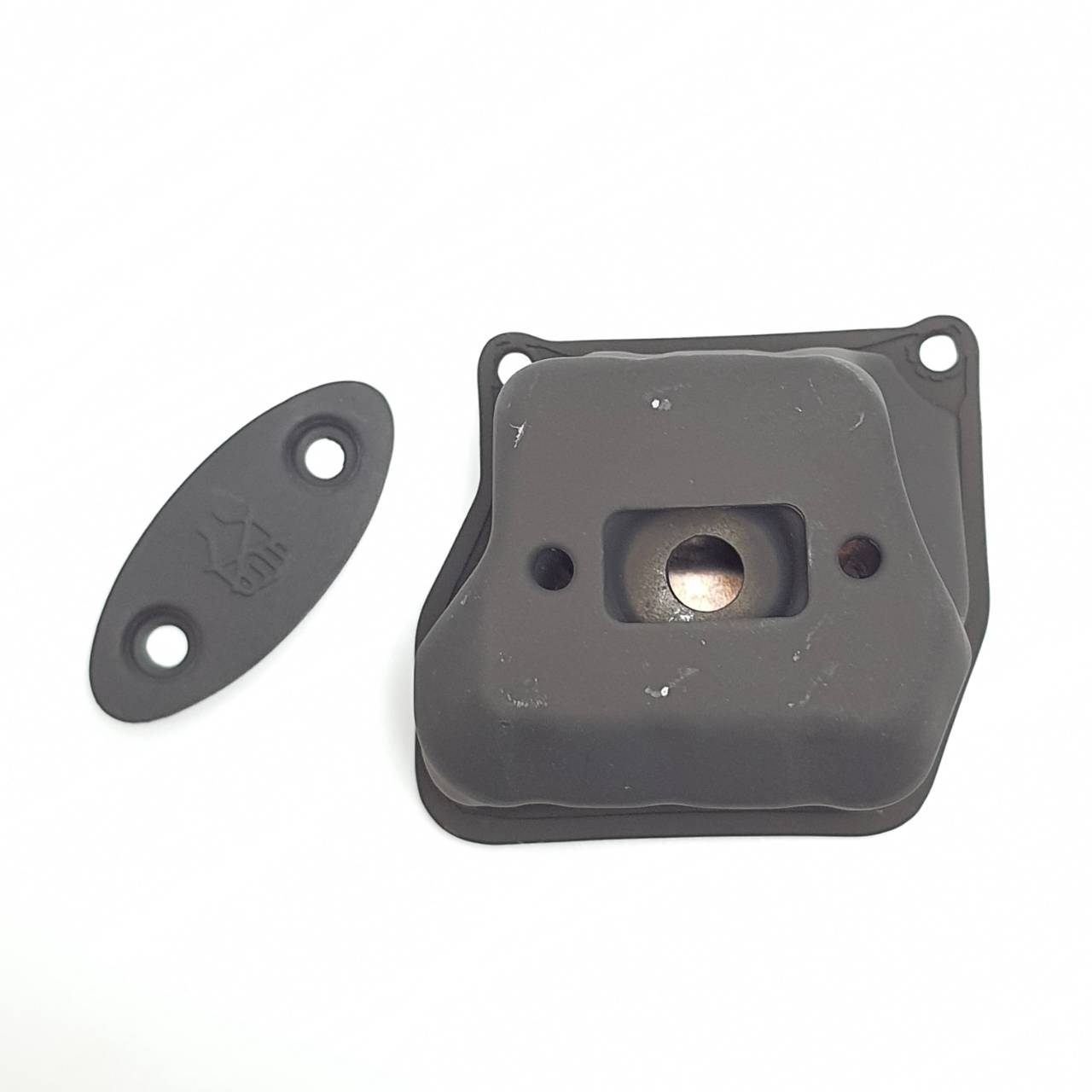 ท่อไอเสีย 5200 (2รู) ใช้กับเครื่องตัดไม้/เลื่อยยนต์ รุ่น 5200
