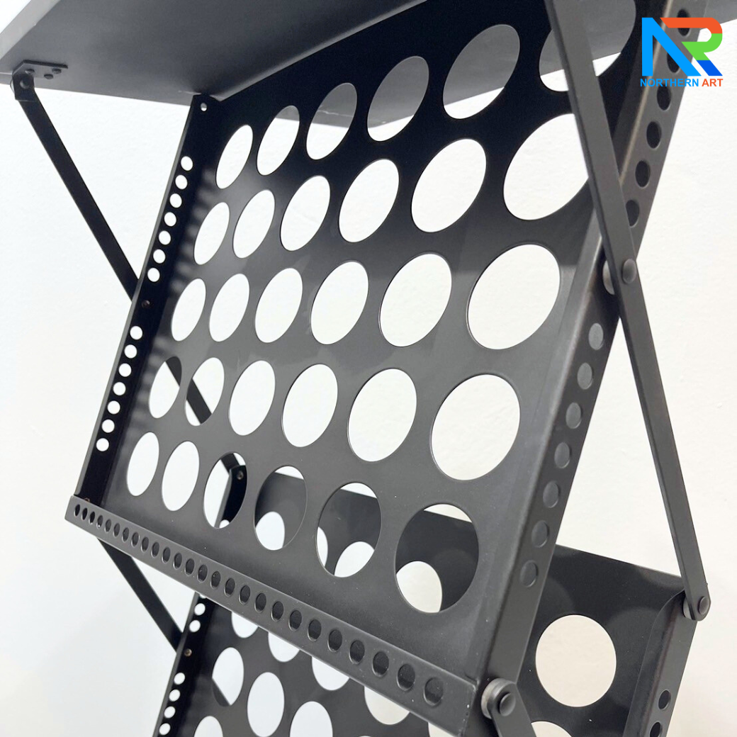 ชั้นวางโบรชัวร์เหล็กพร้อมTOPไม้สีดำ พับเก็บได้ ช่องใส่โบชัวร์ ขนาด A3 มี 3 ช่อง