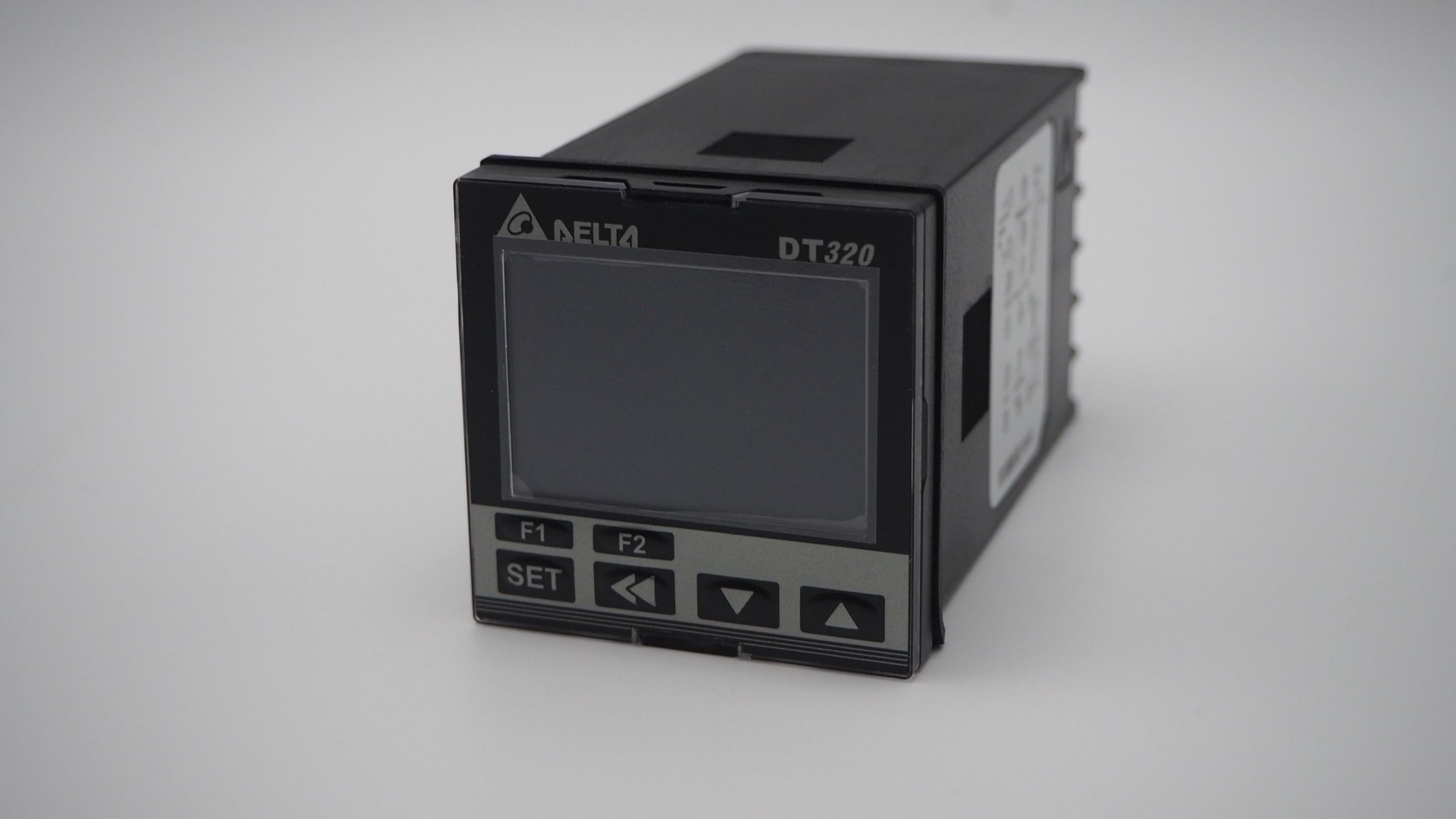 Delta Temperature Controller DT320VA-R200 ( Linear Voltage 0 ~ 10V/Relay Output, 250Vac)