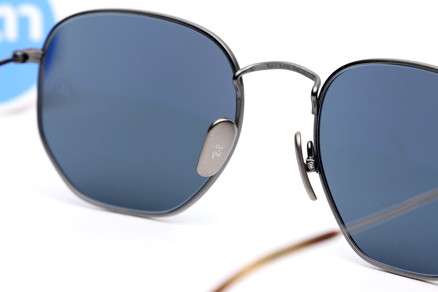 RayBan RB8148 9208T0 POLARIZED HEXAGONAL TITANIUM COLLECTION