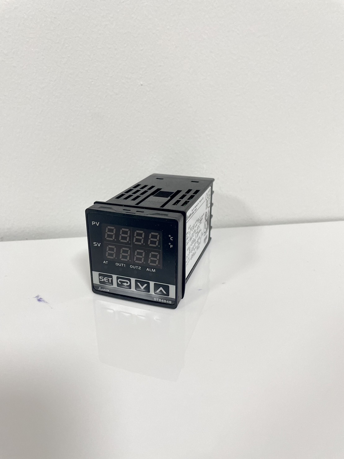 Delta Temperature Controller DTB4848LR