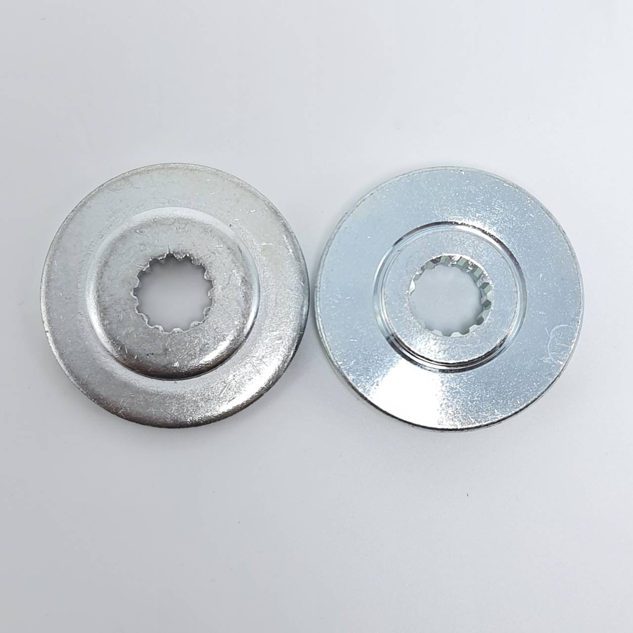 ปะกับจับใบมีด 13T / GX35 ใช้กับหัวเกียร์เครื่องตัดหญ้า