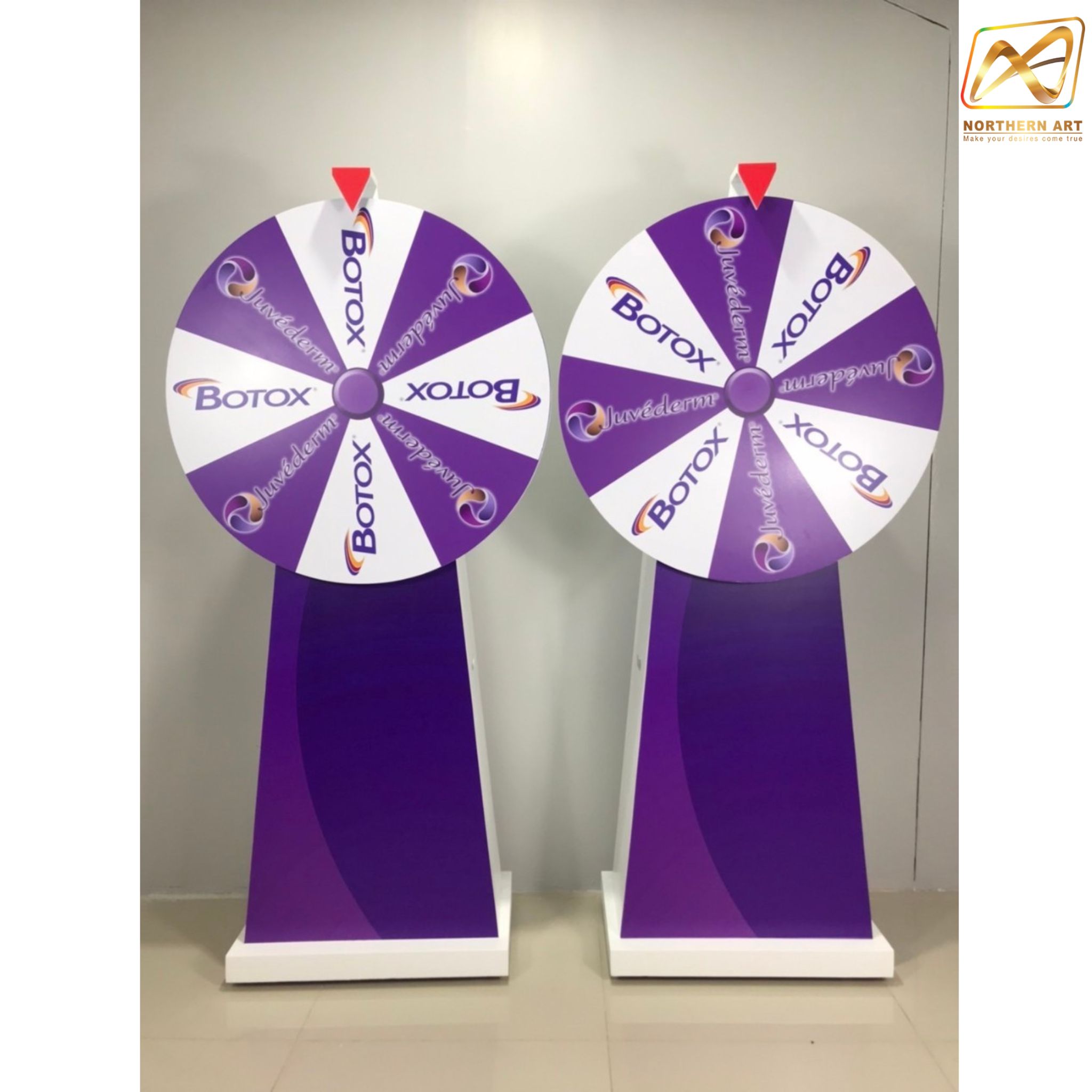 เกมส์วงล้อตั้งพื้น มือหมุน สีขาว ขนาดวงล้อ 80 ซม.สูง 170 ซม. ถอดประกอบไม่ได้