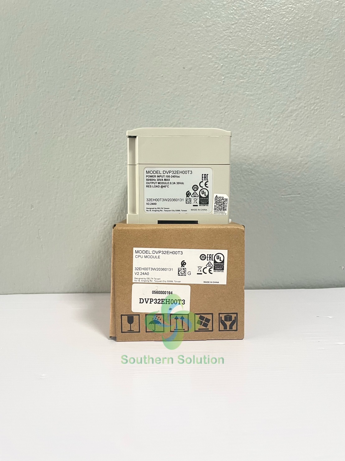 Delta PLC DVP32EH00T3 16DI/16DO 220V (Transistor)