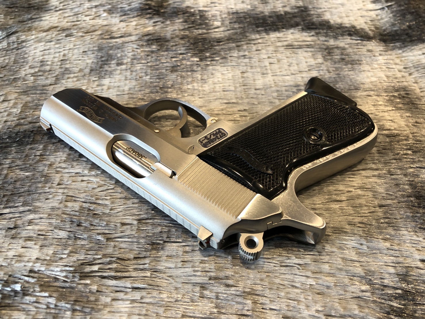 [ปืนฝากขายมือสอง] Walther PPK/S .380 สภาพดี สวยงาม เล็กเท่าฝ่ามือ ปืนประจำกายของพระเอกในหนังเรื่อง 007 เจมส์บอนด์