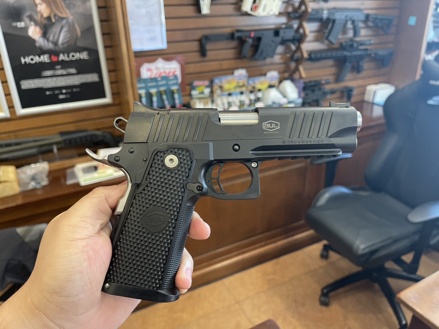 Bul Armory 2011 SAS II 9mm และ .45 (สวัสดิการกรมการปกครอง) สั่งซื้อปืนรบกวนติดต่อร้านเท่านั้น