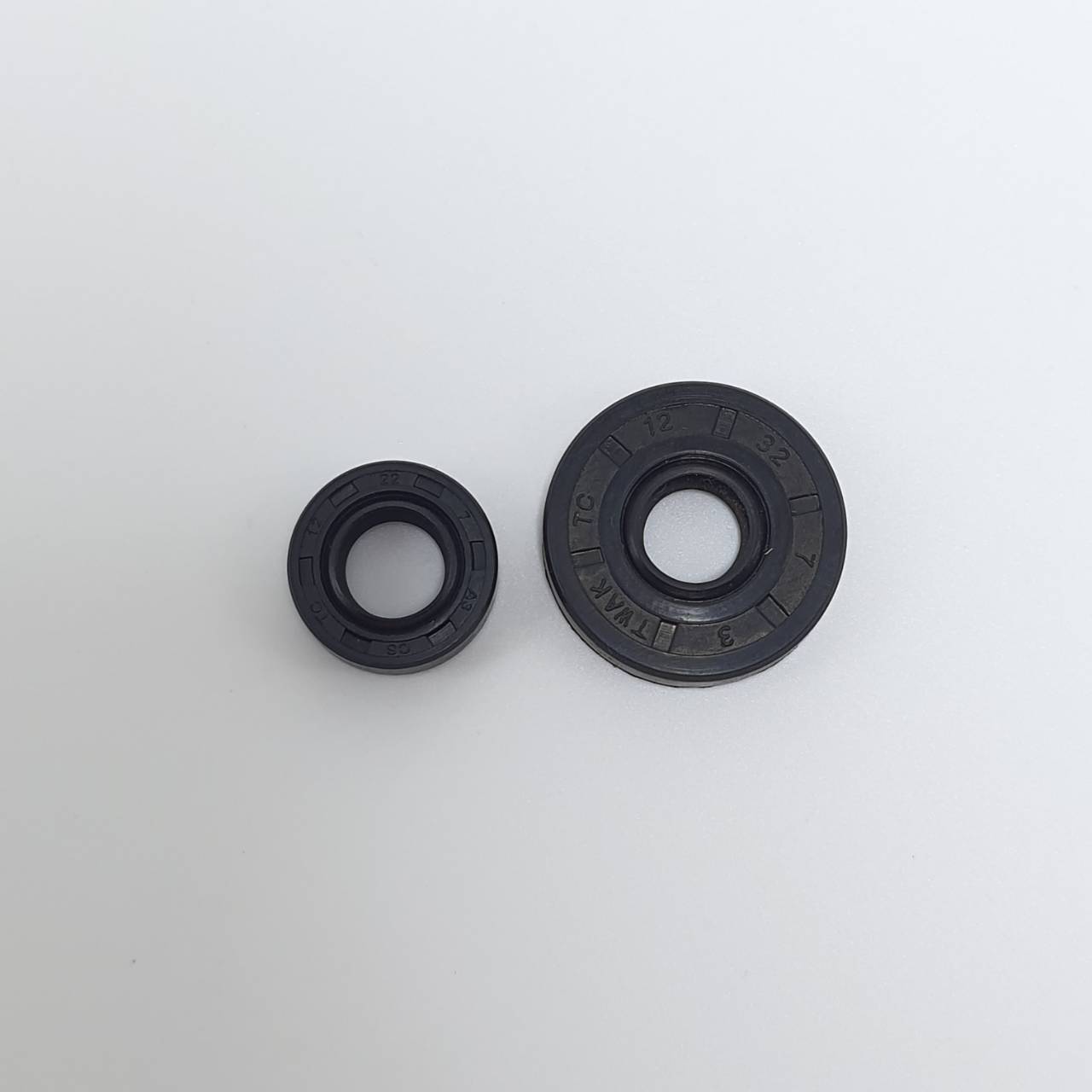 ซีลกันน้ำมัน G45L (หน้า-หลัง) No.12-22-7 / No.12-32-7 ใช้กับเครื่องตัดหญ้า Suzuki / Zenoah รุ่น G45L