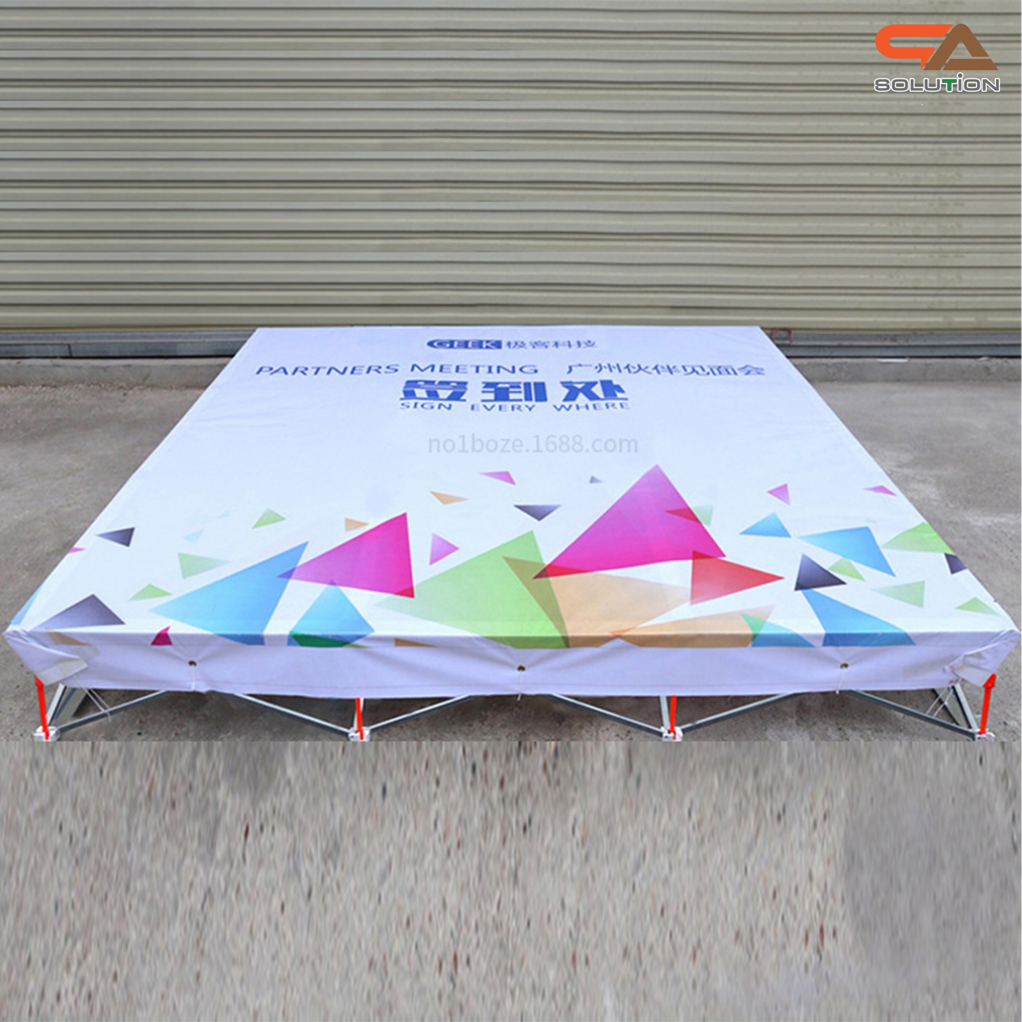 VINYL BACKDROP OUTDOOR แบคดรอบไวนิล รุ่น 3x3 ขนาด (W)200-300 x (H)200-300 cm. โครงอะลูมิเนียมพร้อมขาค้ำยัน ถอดประกอบได้ เหมาะกับงานภายนอกอาคาร