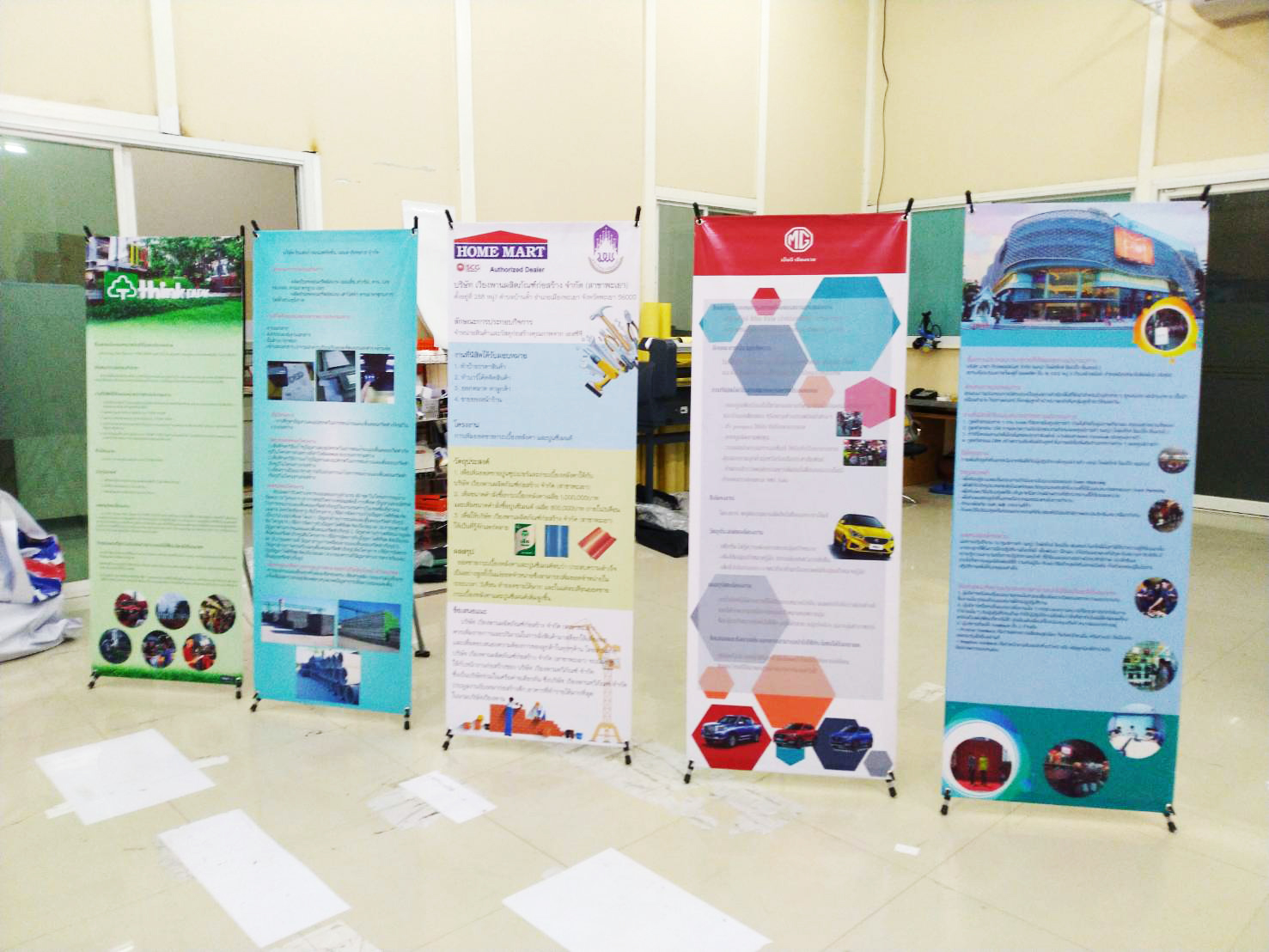 X STAND เอ๊กซ์สแตน รุ่นเกรด A ขนาด 60x160 ซม. โครงเหล็กสีดำ แข็งแรง ทนทาน ถอดประกอบได้ แถมถุงใส่อึปกรณ์ 1 ใบ