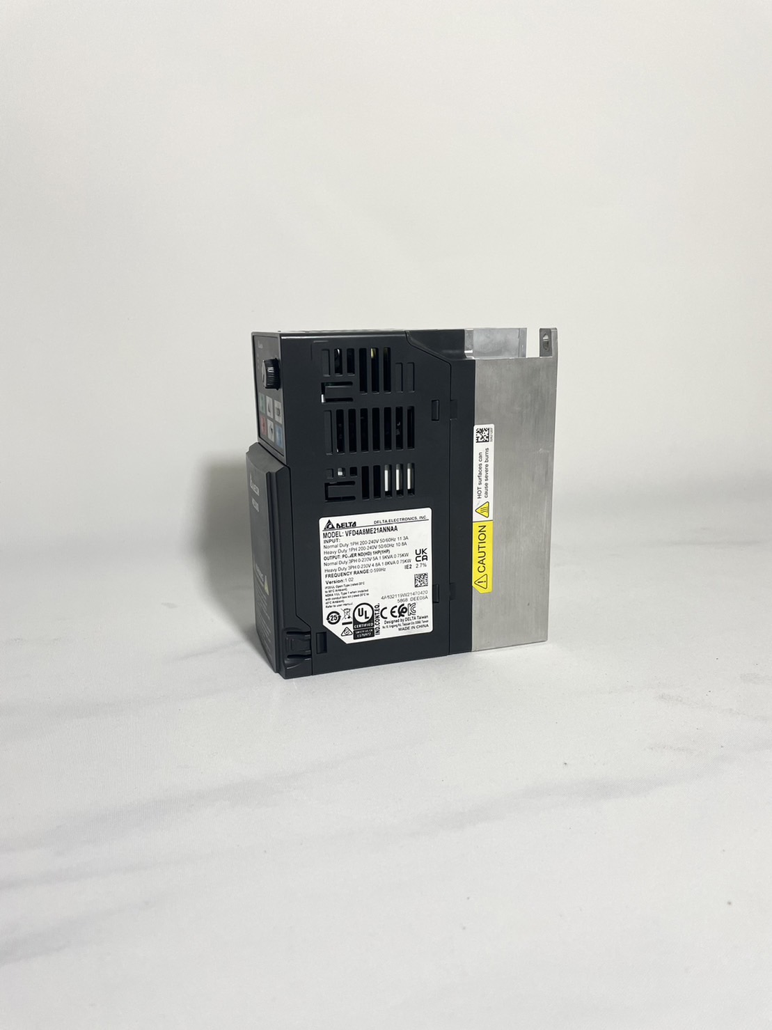 Delta Inverter ME300 VFD4A8ME21ANNAA 1HP 0.75kW Input 220V 1-Phase Output 220V 3-Phase