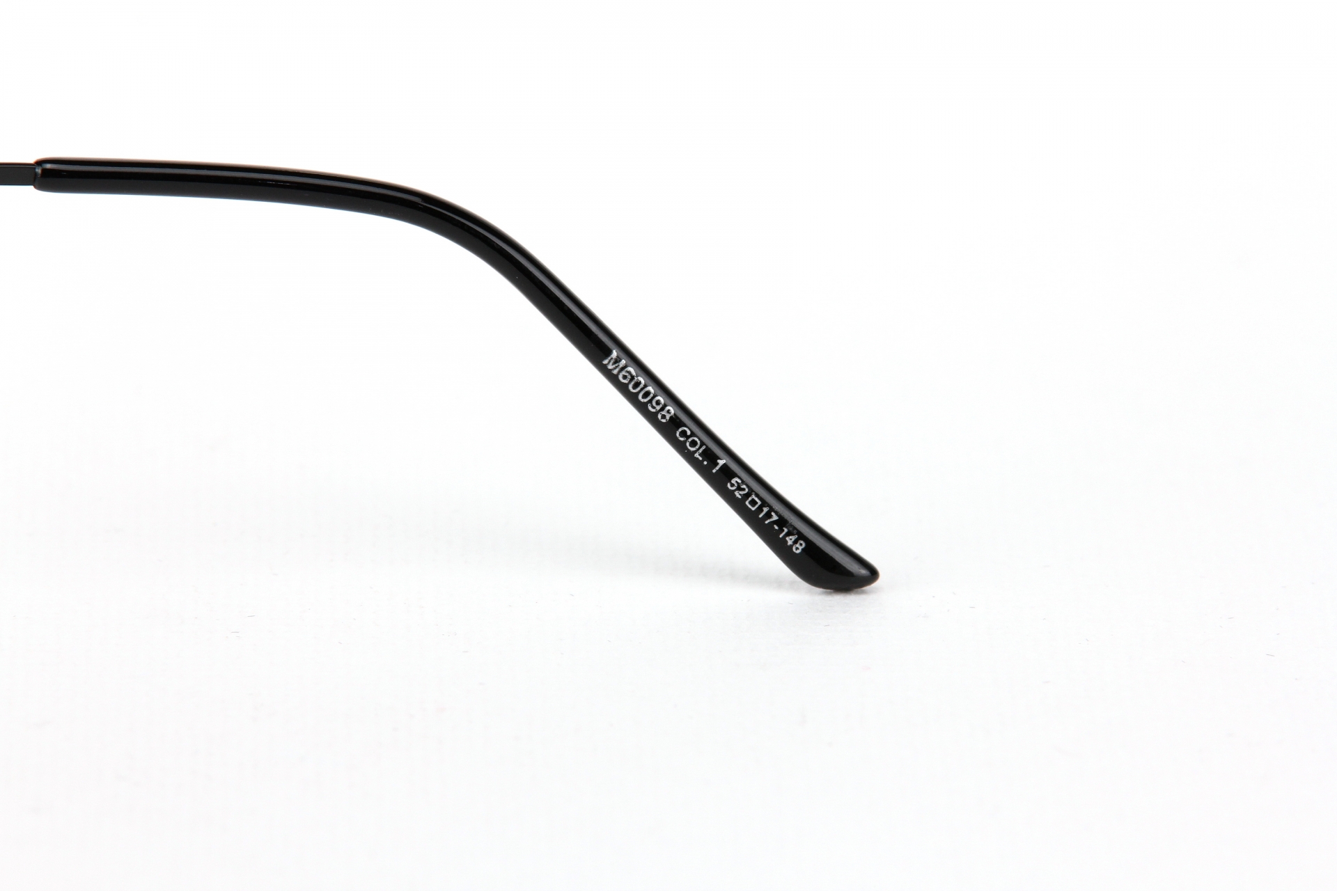 กรอบแว่นสายตา Weekend 60098 C1 Black