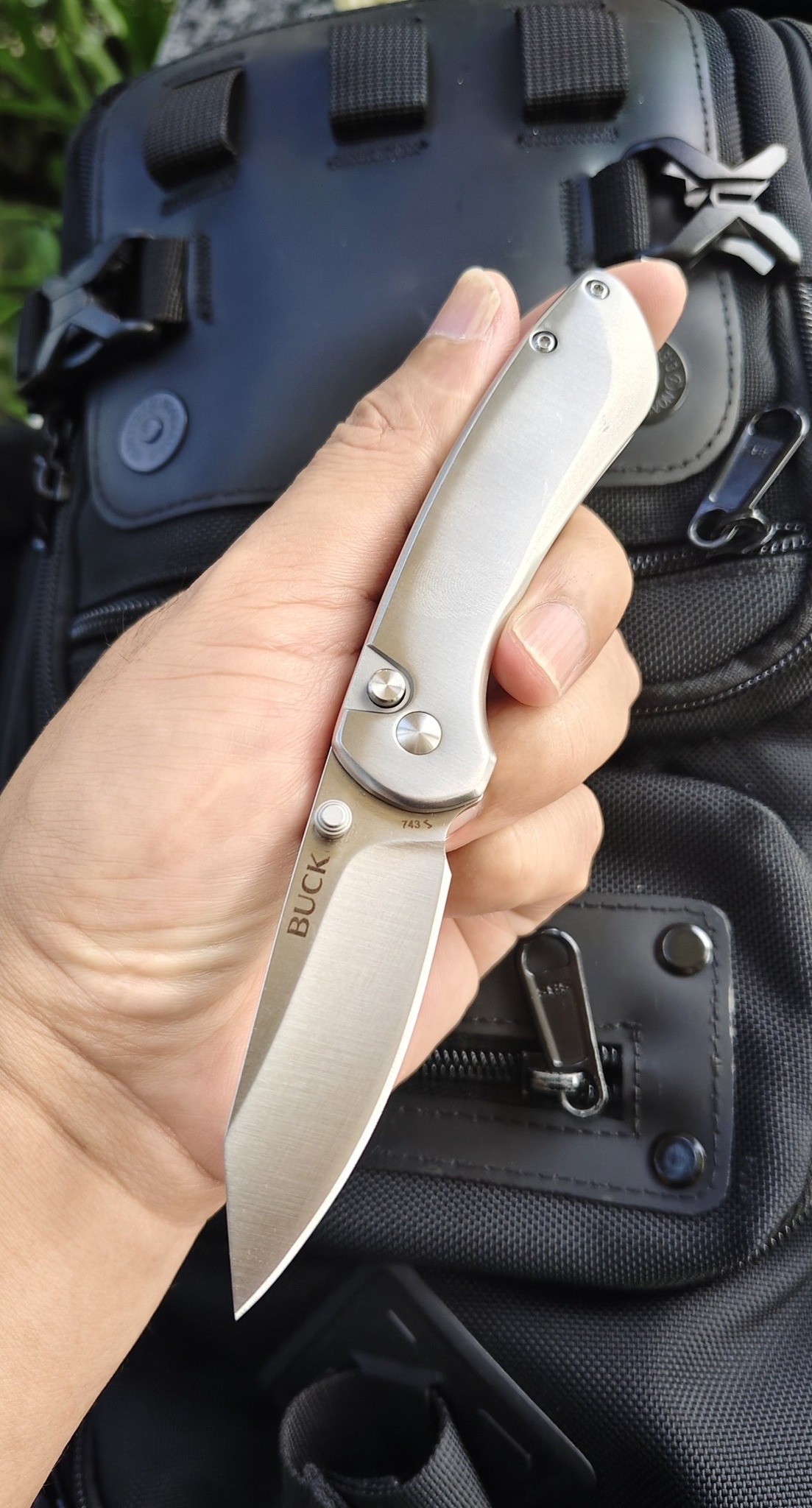 มีดพับระบบ Button Lock รุ่นแรกของ Buck มีดพับพกพาที่สมบูรณ์แบบสำหรับทุกวัน