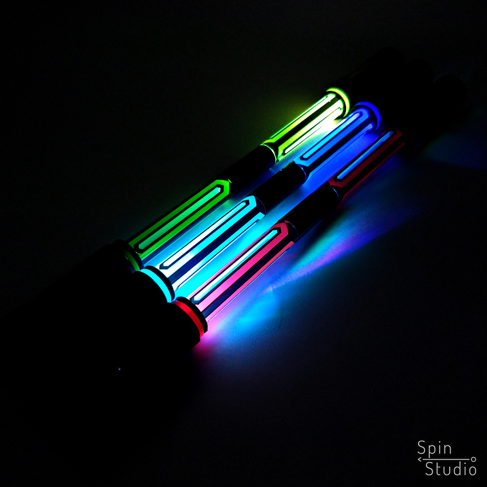 ปากกาควงมีไฟ ZW-1005 โดย Finger Dance