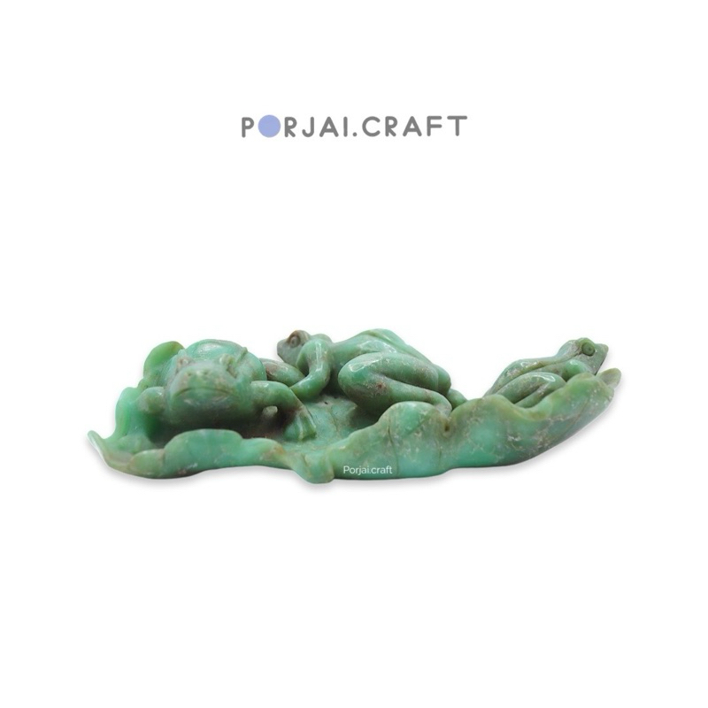 Chrysoprase Frogs Carving คริสโซเพลสแกะสลักรูปกบ 12.7cm