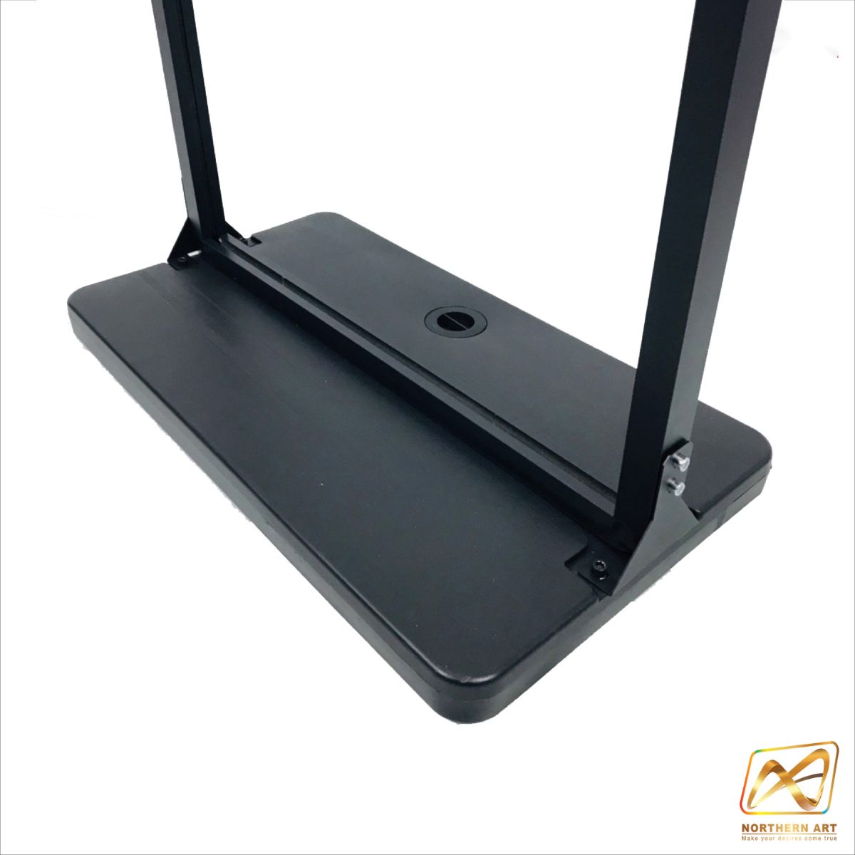 ป้ายตั้งพื้นฐานน้ำ ขนาด(W) 63 x (L) 37 x (H) 166 cm. โชว์งานพิมพ์ 2 ด้าน โครงอะลูมิเนียม ถอดประกอบได้ ฐานน้ำถ่วงน้ำหนัก