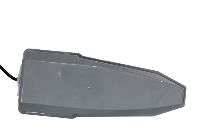 IWC-STR-LEG-18W ไฟถนน(รุ่นมีขา) แสงขาวและแสงวอร์มไวท์