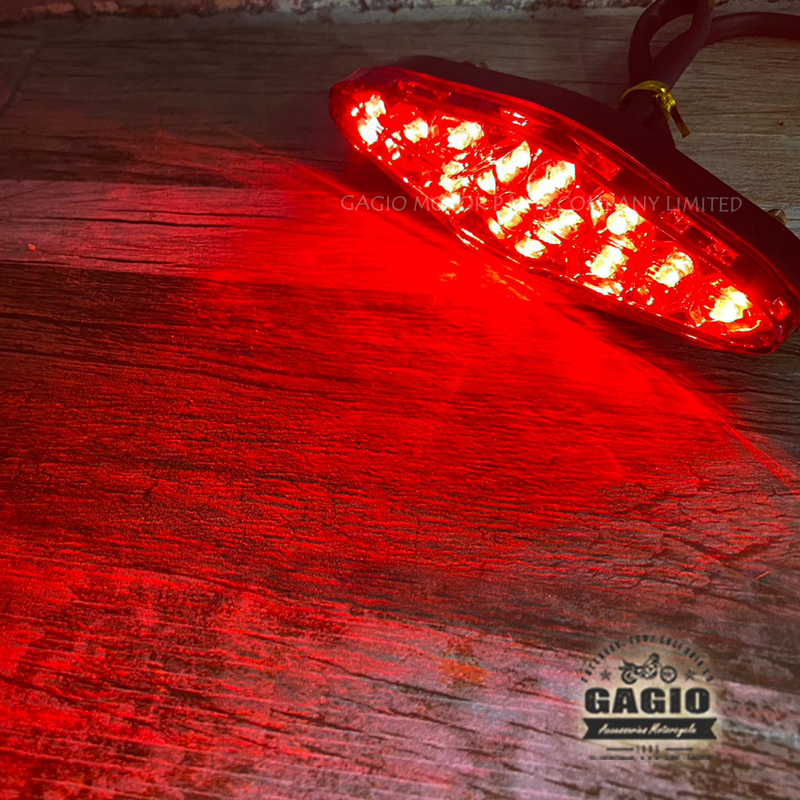 ไฟท้าย LED ทรงสี่เหลี่ยม ไม่มีแป้น