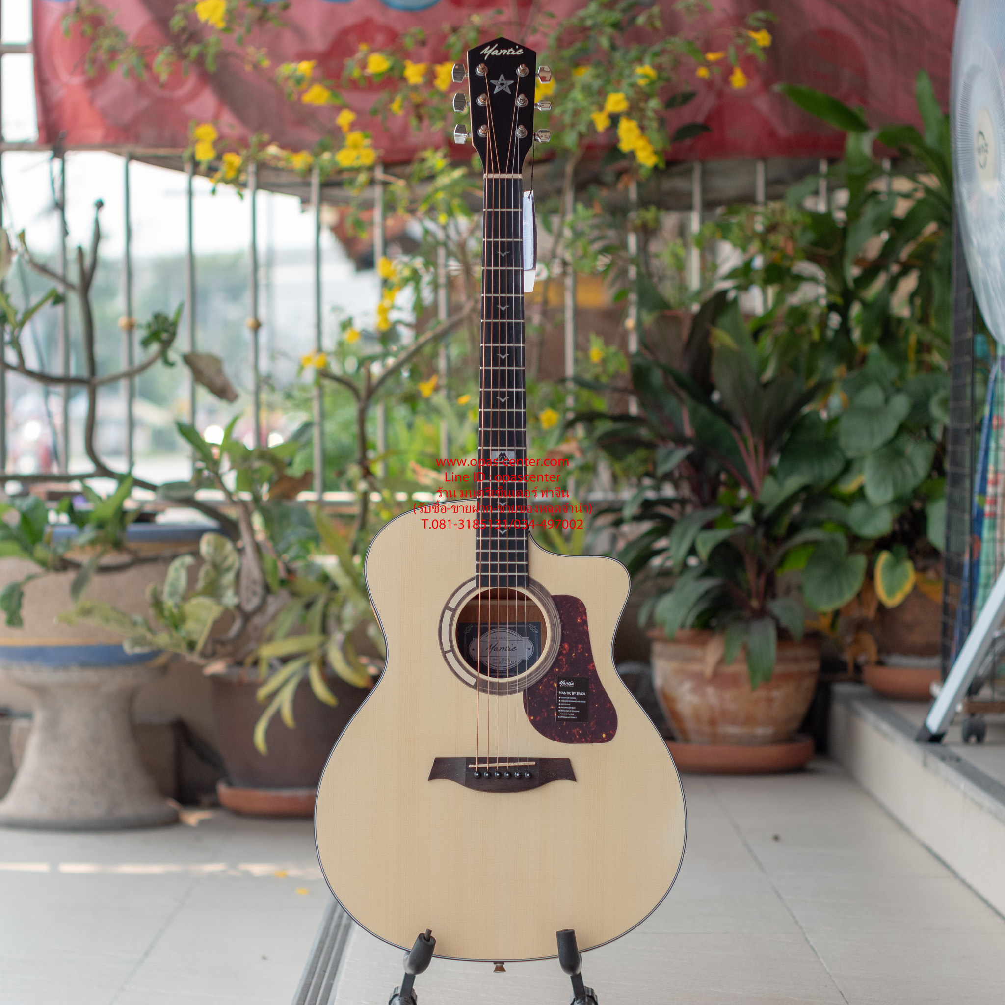 กีต้าร์โปร่งเว้า 41 นิ้ว Mantic GT-1GC ของใหม่ สีไม้ ขัดด้าน สวยมาก
