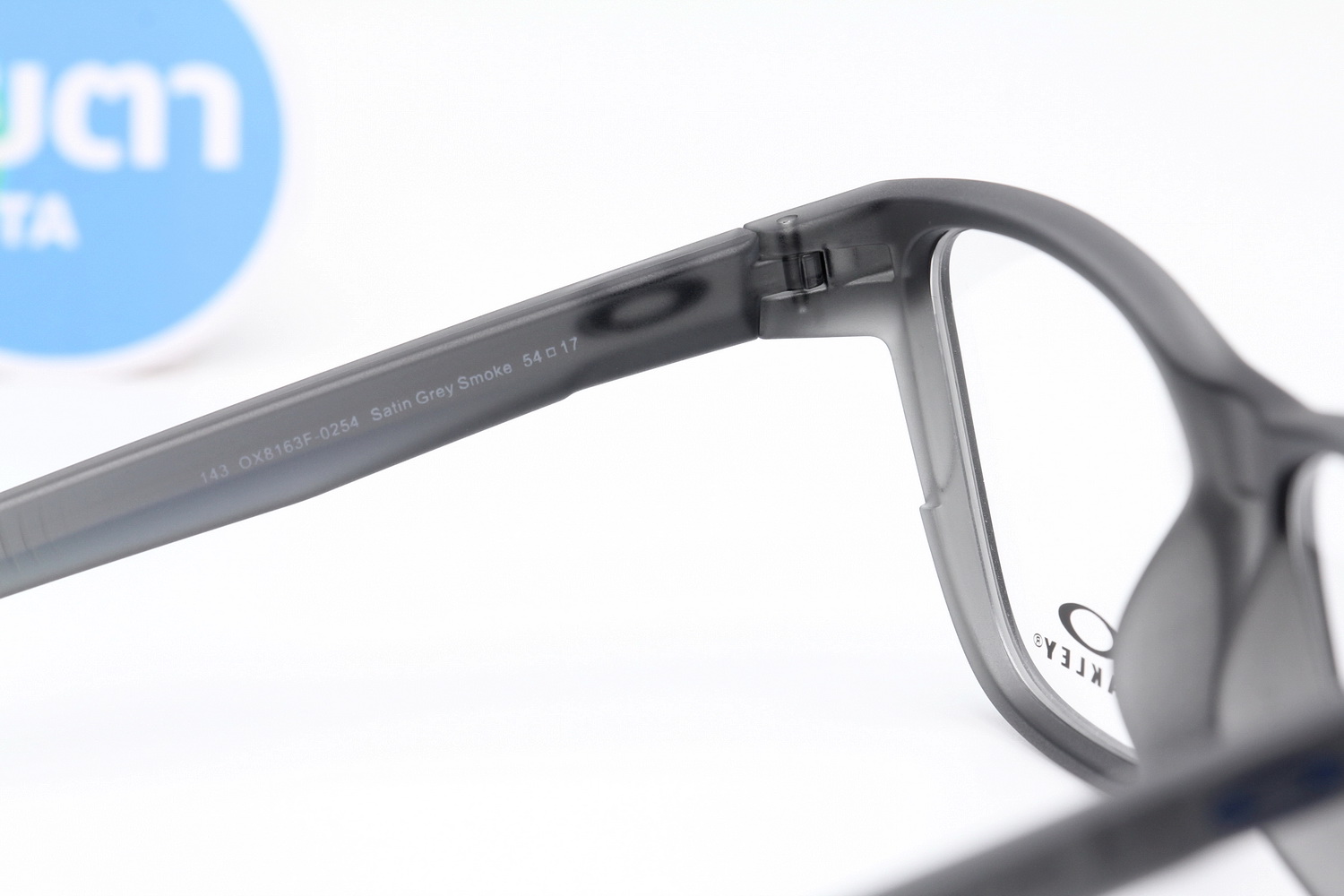 Oakley Centerboard OX8163F-02 (Asian Fit)