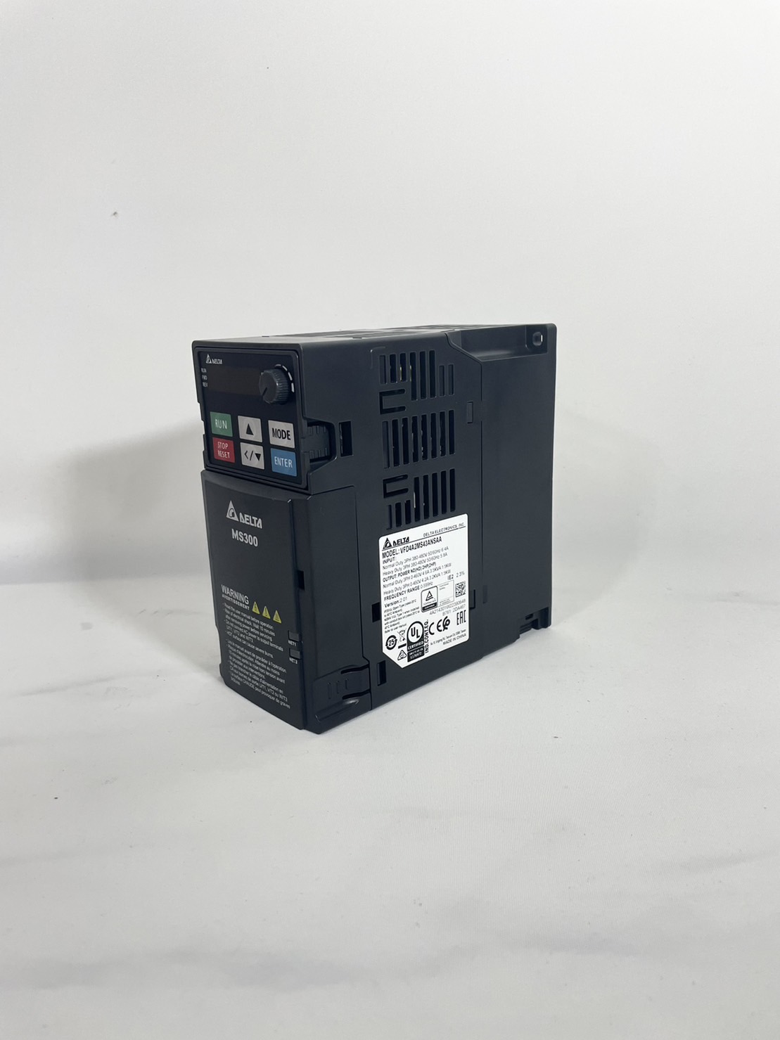 Delta Inverter MS300 VFD4A2MS43ANSAA 2HP 1.5kW Input 380V 3-Phase Output 380V 3-Phase