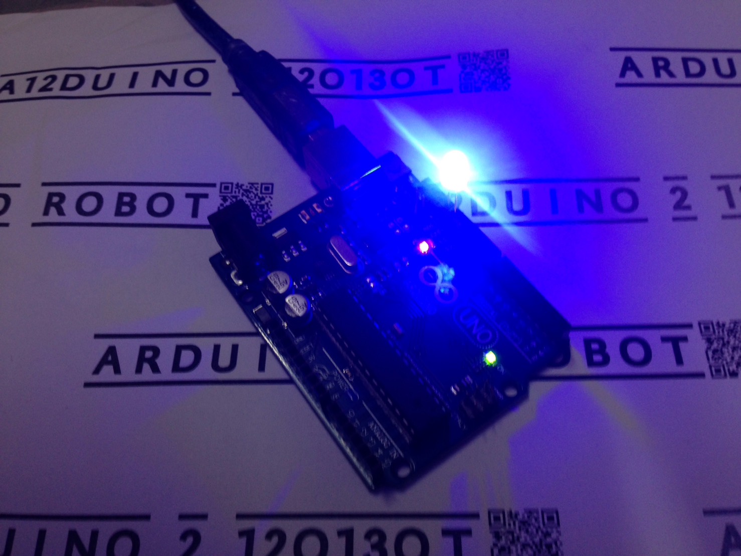 LED แสงสีน้ำเงิน