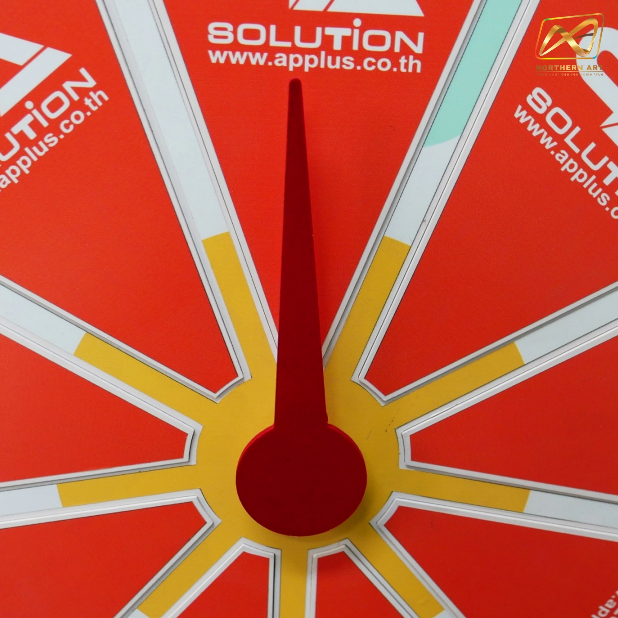 เกมส์วงล้อแม่เหล็กตั้งโต๊ะ ขนาดวงล้อ 50 ซม. สูง 61 ซม. วัสดุพลาสวูดสีขาว หนา 8-15 มม. ถอดประกอบได้