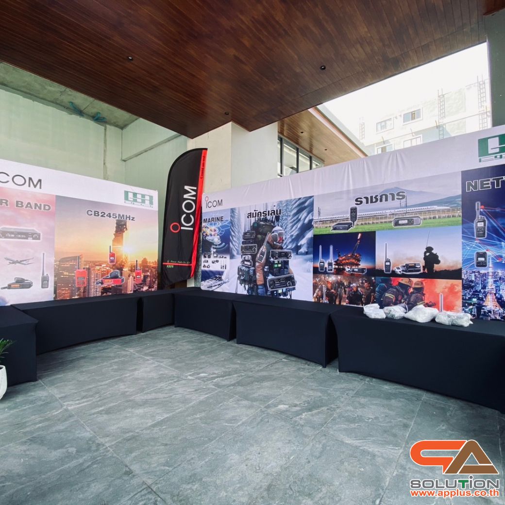 VINYL BACKDROP OUTDOOR แบคดรอบไวนิล รุ่น 3x3 ขนาด (W)200-300 x (H)200-300 cm. โครงอะลูมิเนียมพร้อมขาค้ำยัน ถอดประกอบได้ เหมาะกับงานภายนอกอาคาร