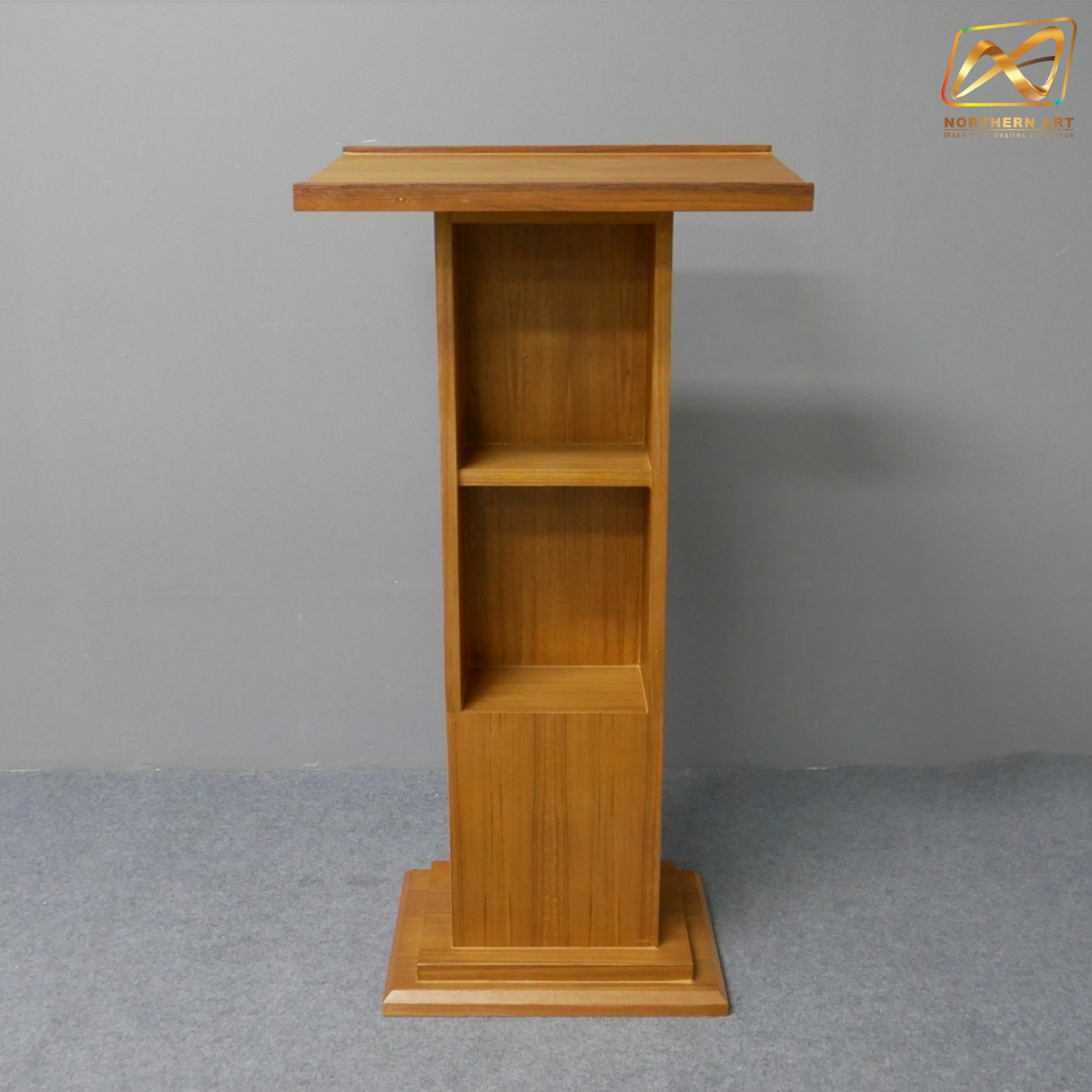 โพเดียมไม้ สีสัก ทรงโมเดิร์น TOPตรง ขนาด (W)55 x (L)42 x (H)109 cm. พร้อมชั้นวางของ