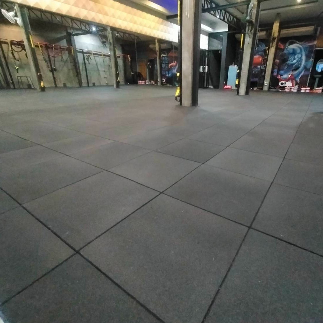 แผ่นปูพื้น แผ่นรองพื้น แผ่นปูพื้นกันกระแทก