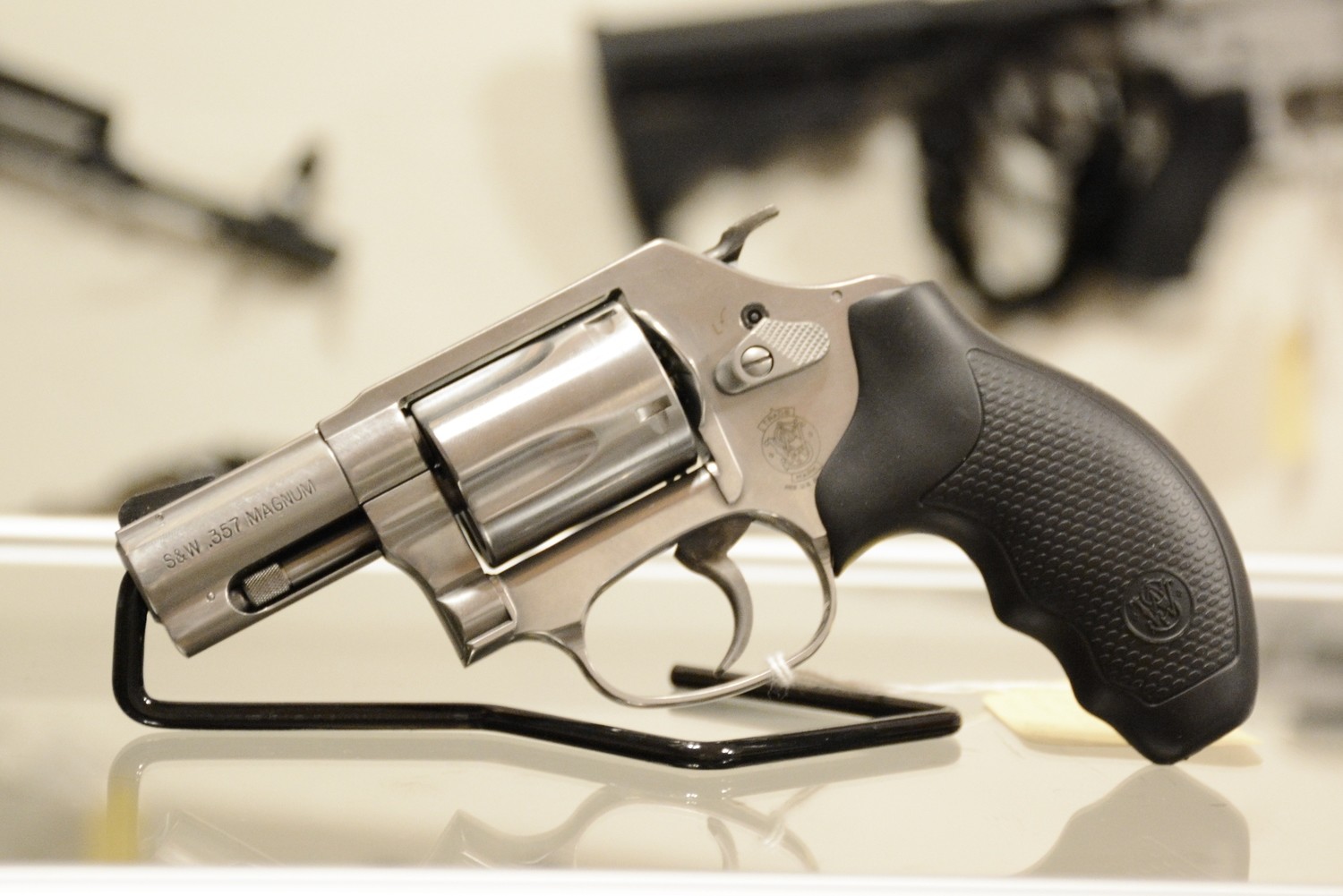 M60 Smith&Wesson .357 สวัสดิการกรมการปกครอง